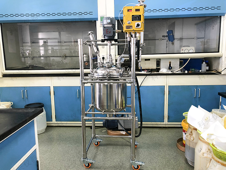 上?？婆d儀器與上海某實業(yè)公司合同不銹鋼反應釜